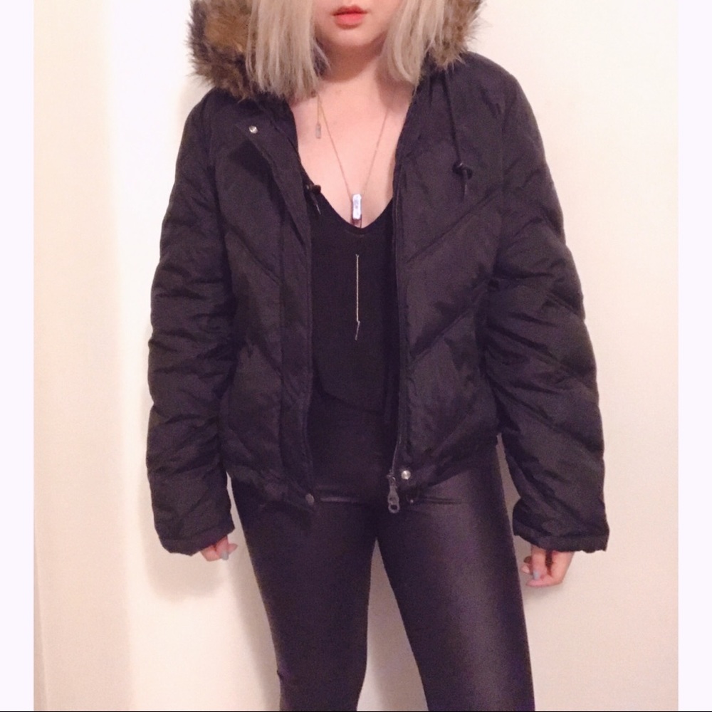 DKNY Active Black Puffer Jacket Faux Fur Hood L
